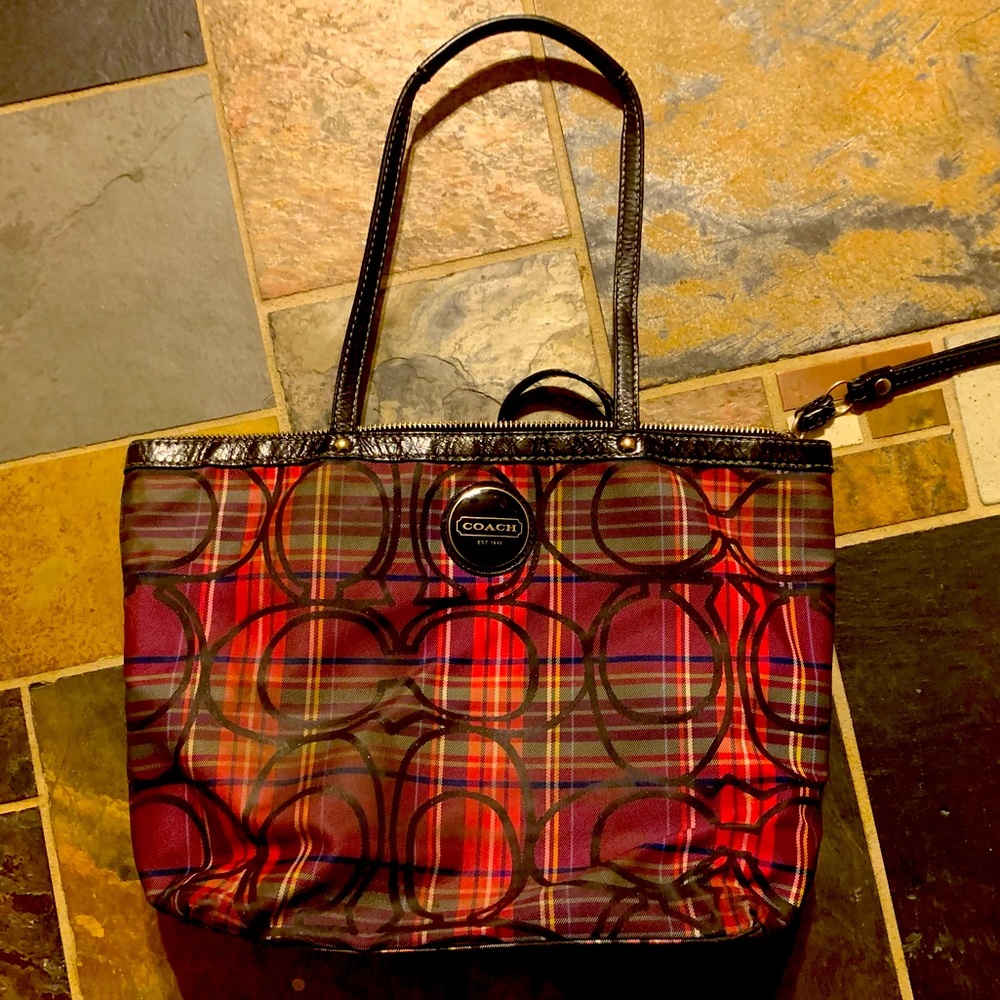 Signature Coach plaid and pink tote. EUC